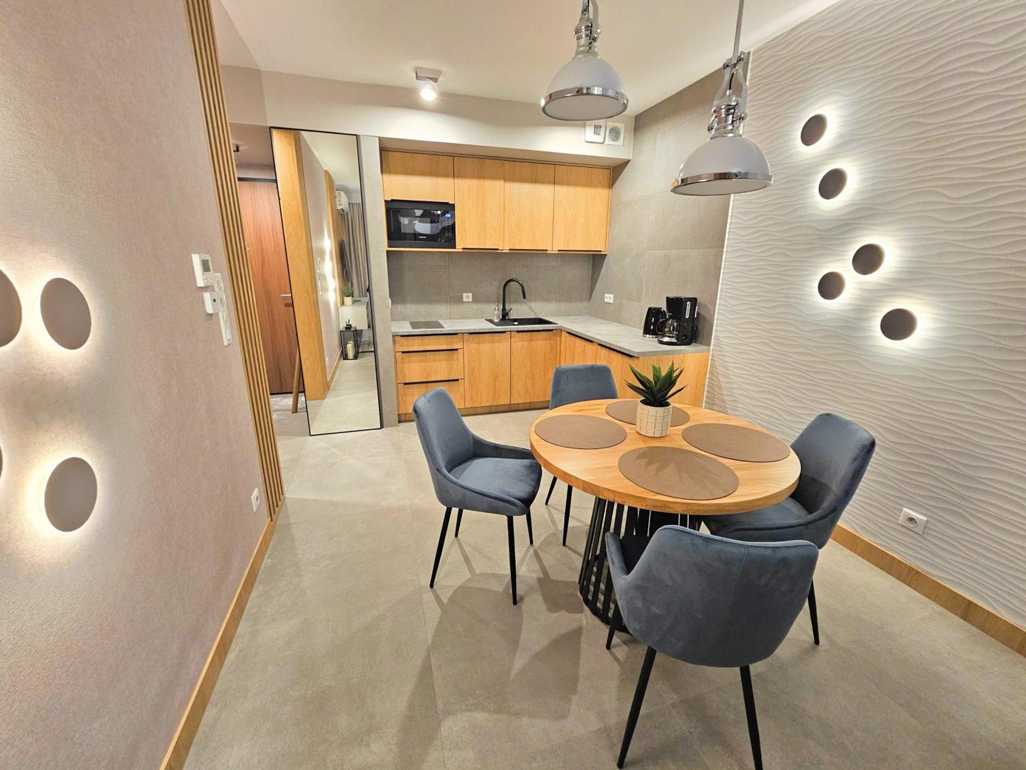 Seahome Baltic Waves Z Parkingiem Apartment *